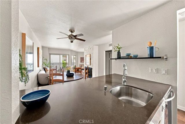 141 S Clark Drive 422, West Hollywood, CA 90048
