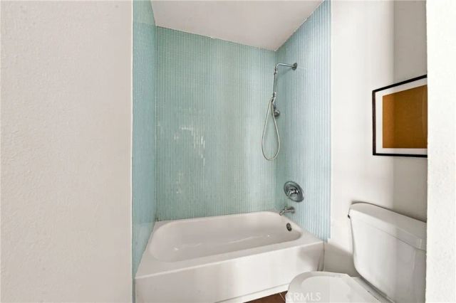 141 S Clark Drive 422, West Hollywood, CA 90048
