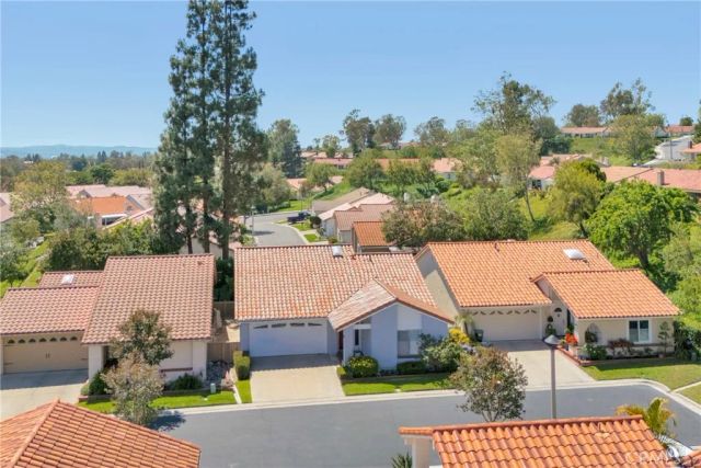 28013 Espinoza, Mission Viejo, CA 92692