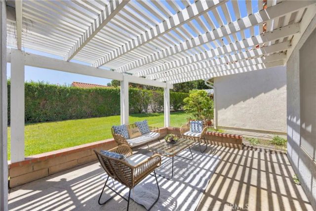 28013 Espinoza, Mission Viejo, CA 92692
