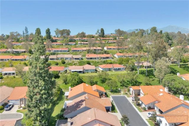 28013 Espinoza, Mission Viejo, CA 92692