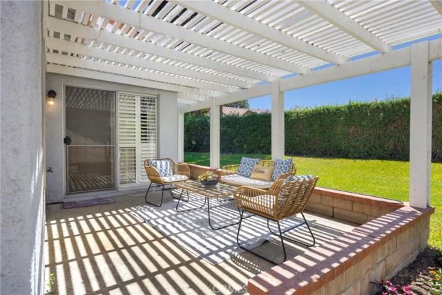 28013 Espinoza, Mission Viejo, CA 92692