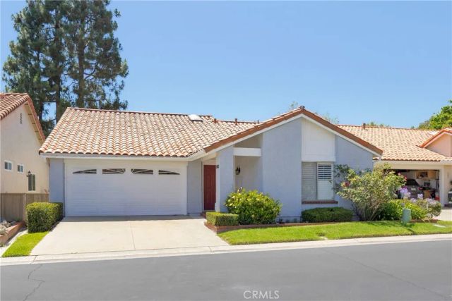 28013 Espinoza, Mission Viejo, CA 92692