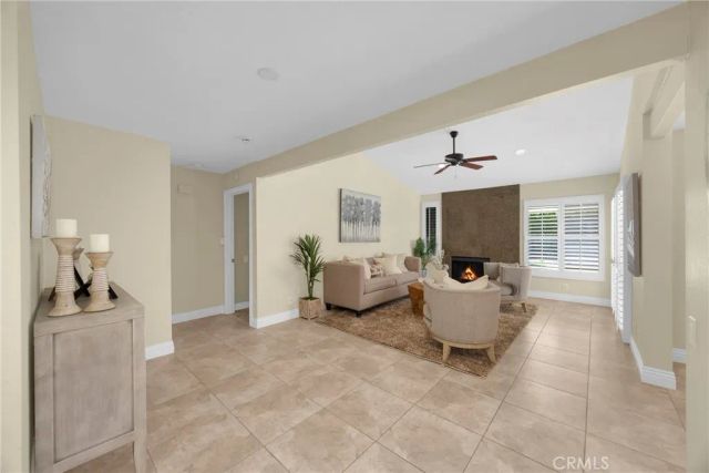 28013 Espinoza, Mission Viejo, CA 92692