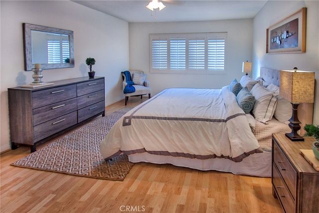 4915 Tyrone 221, Sherman Oaks, CA 91423