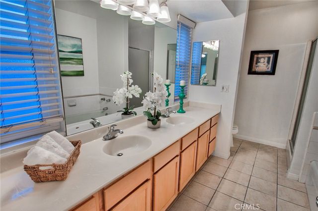 4915 Tyrone 221, Sherman Oaks, CA 91423