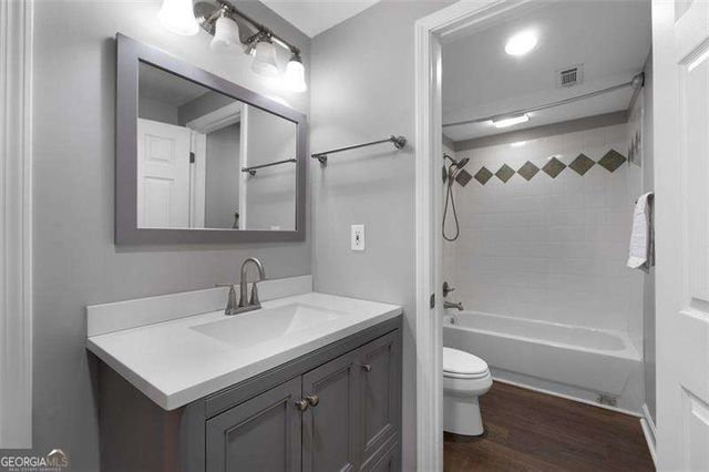 190 Red Hawk Trail, Alpharetta, GA 30022