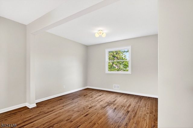 47 La Grande Ave, Fanwood Boro, NJ 07023