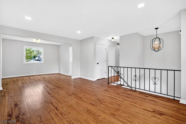 47 La Grande Ave, Fanwood Boro, NJ 07023