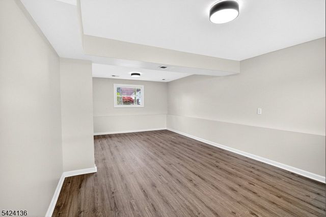 47 La Grande Ave, Fanwood Boro, NJ 07023