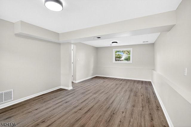 47 La Grande Ave, Fanwood Boro, NJ 07023