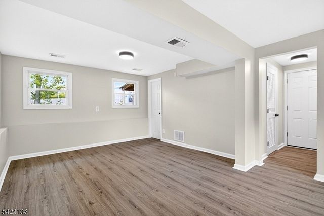 47 La Grande Ave, Fanwood Boro, NJ 07023