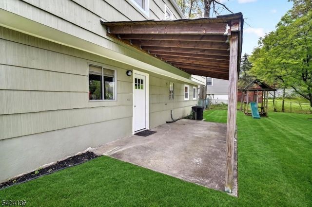 47 La Grande Ave, Fanwood Boro, NJ 07023