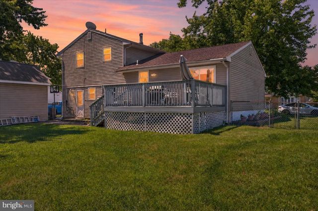 1 NOBLE LN, Newark, DE 19713
