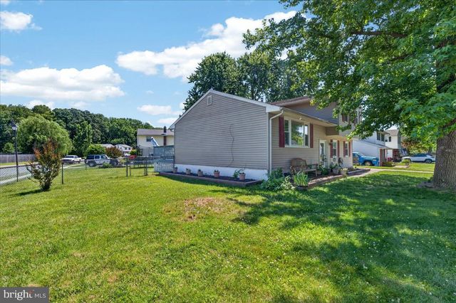 1 NOBLE LN, Newark, DE 19713