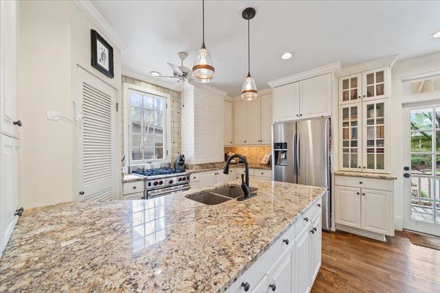 1387 CARR AVE, Memphis, TN 38104