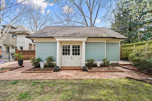 1387 CARR AVE, Memphis, TN 38104