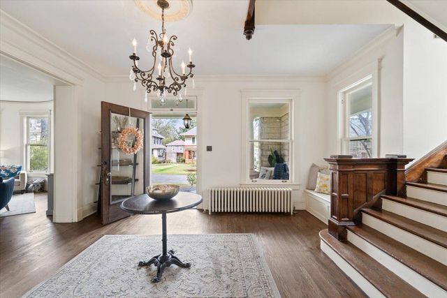 1387 CARR AVE, Memphis, TN 38104