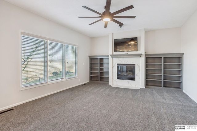 2014 S 199th Street, Omaha, NE 68130