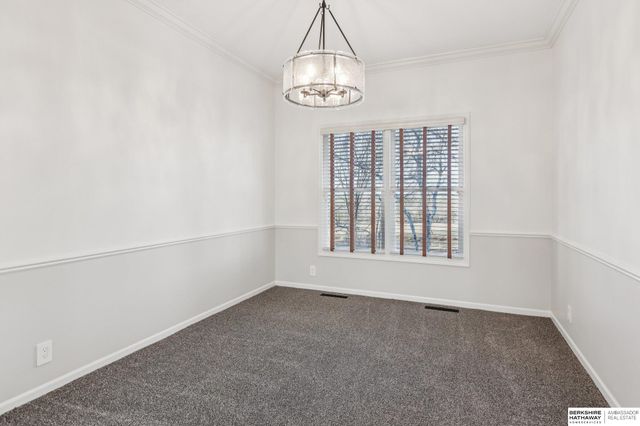 2014 S 199th Street, Omaha, NE 68130