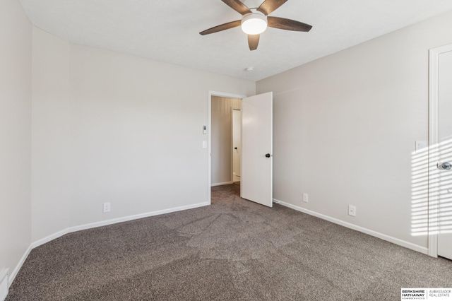 2014 S 199th Street, Omaha, NE 68130