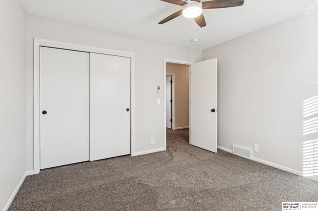 2014 S 199th Street, Omaha, NE 68130