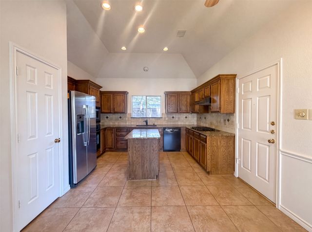 905 Ridgemont Drive, Allen, TX 75002