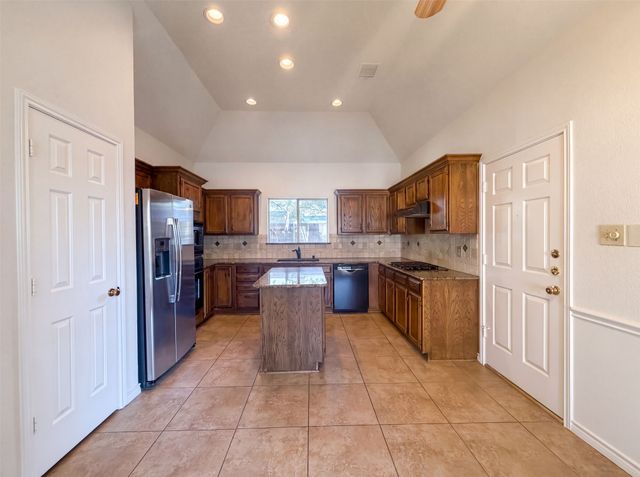 905 Ridgemont Drive, Allen, TX 75002