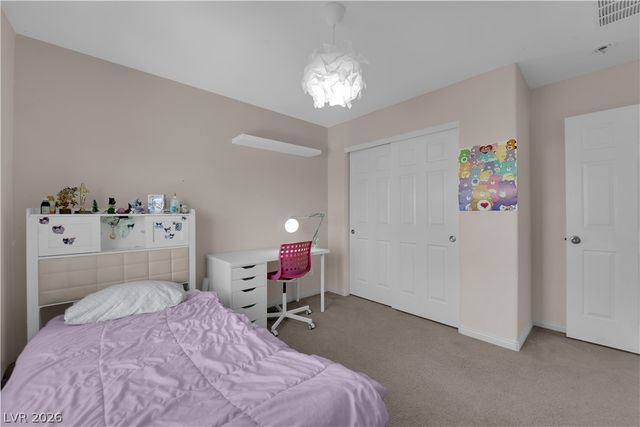 8624 Earl Creek Street, Las Vegas, NV 89178