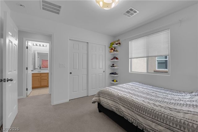 8624 Earl Creek Street, Las Vegas, NV 89178