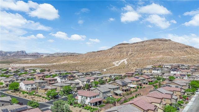 8624 Earl Creek Street, Las Vegas, NV 89178