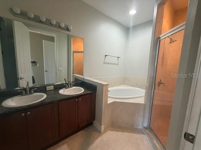 316 34TH AVENUE N, St Petersburg, FL 33704