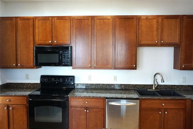 316 34TH AVENUE N, St Petersburg, FL 33704