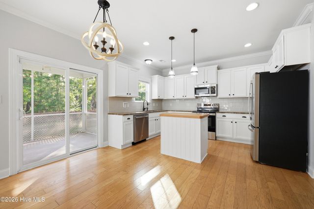 275 Mimosa Drive, Sneads Ferry, NC 28460