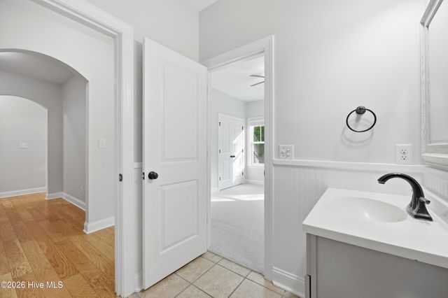 275 Mimosa Drive, Sneads Ferry, NC 28460