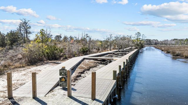 275 Mimosa Drive, Sneads Ferry, NC 28460