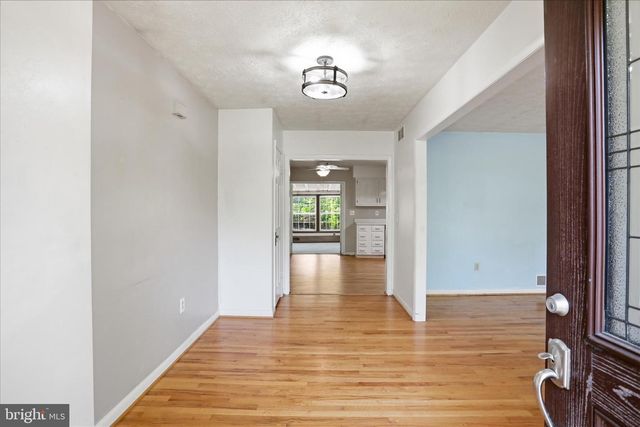 107 OAK RIDGE DR, Stephens City, VA 22655