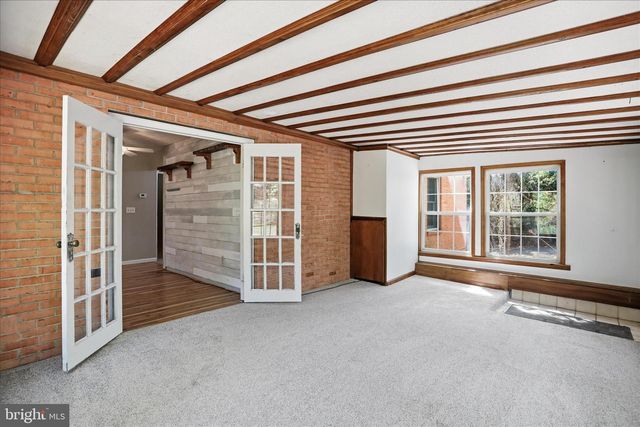 107 OAK RIDGE DR, Stephens City, VA 22655