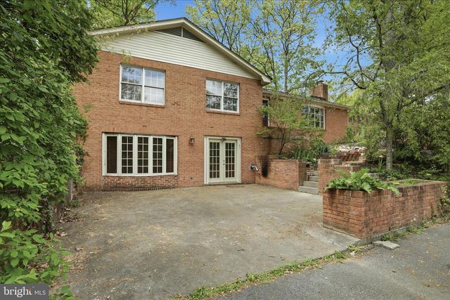 107 OAK RIDGE DR, Stephens City, VA 22655