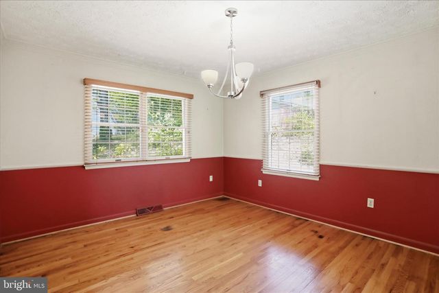 107 OAK RIDGE DR, Stephens City, VA 22655