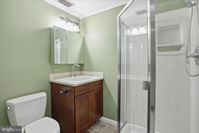 107 OAK RIDGE DR, Stephens City, VA 22655