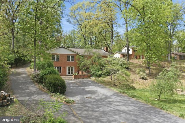 107 OAK RIDGE DR, Stephens City, VA 22655