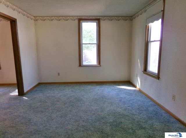 112 N Madison Avenue, Plymouth, NE 68424