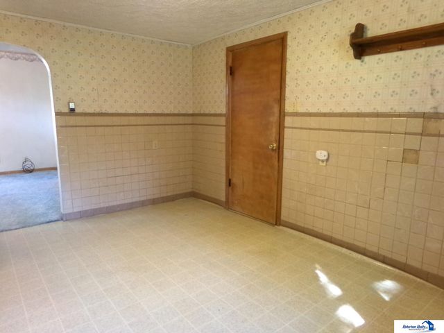 112 N Madison Avenue, Plymouth, NE 68424