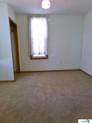 112 N Madison Avenue, Plymouth, NE 68424