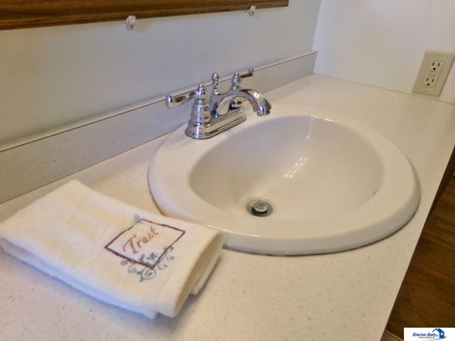 112 N Madison Avenue, Plymouth, NE 68424