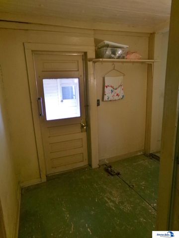 112 N Madison Avenue, Plymouth, NE 68424