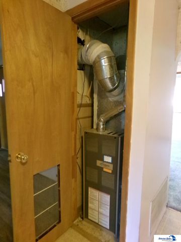 112 N Madison Avenue, Plymouth, NE 68424