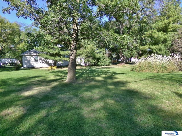 112 N Madison Avenue, Plymouth, NE 68424