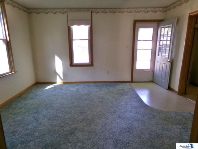 112 N Madison Avenue, Plymouth, NE 68424